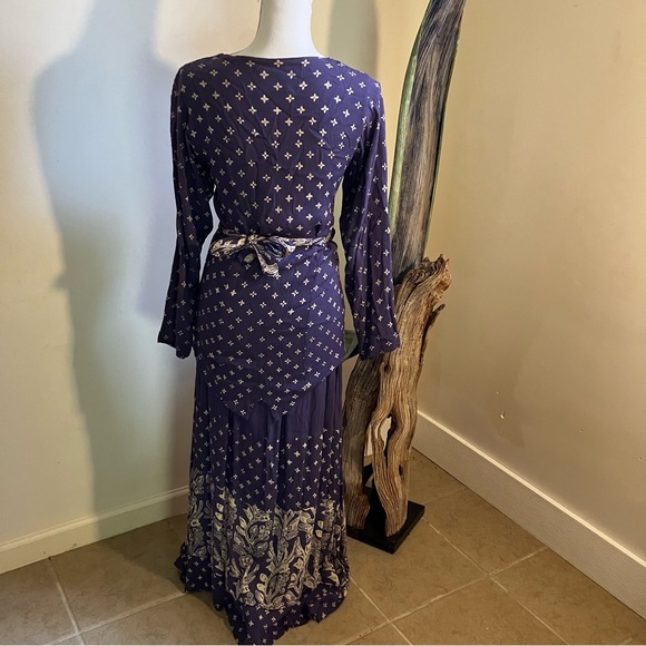 Iguana Inc. Worldly Clothing set, hand made, blue, surplus top, maxi skirt. M/L. - Picture 16 of 16